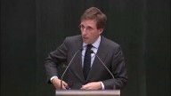 Almeida reconoce que se equivocó al apoyar a VOX sobre el aborto y promete información "libre y voluntaria" a las mujeres para decidir