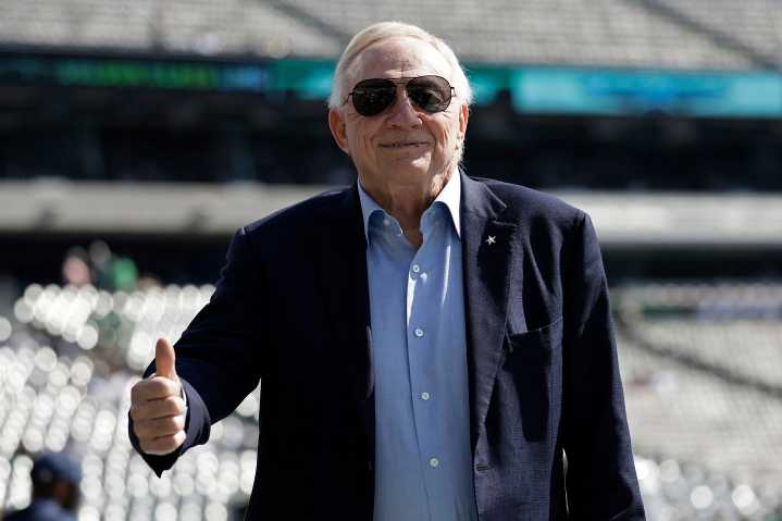 NFL Fines Jerry Jones $250K for Flipping Off Fans During Cowboys