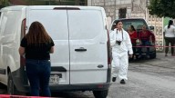 Pareja se apuñala mutuamente en su vivienda en Torreón; sus hijos presenciaron la agresión