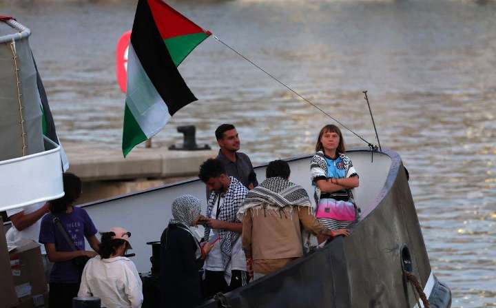 Greta Thunberg y tripulantes de la flotilla son trasladados a un puerto israelí