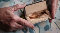 La desigualdad ensombrece el crecimiento económico récord: el 30% de los españoles asegura que no puede vivir con dignidad