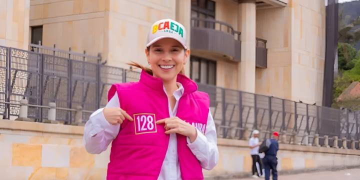 Quién es Laura Ahumada, la esposa del suspendido alcalde de Barrancabermeja que fue la segunda senadora más votada del Pacto Histórico: cuenta con el apoyo de Daniel Quintero
