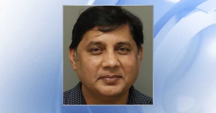 Cary preacher, human rights nonprofit leader charged with soliciting prostitution :: WRAL.com