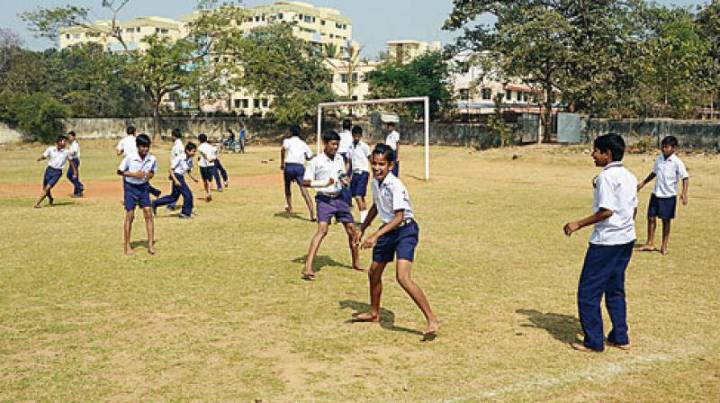 Sharp rise in students shifting from private to government schools