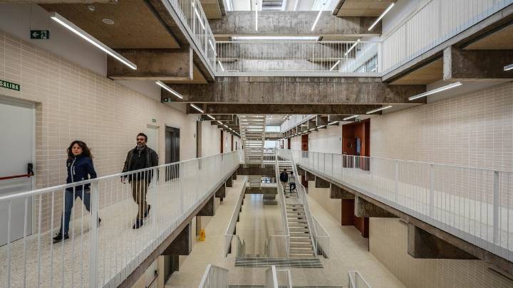 Medicina da luz verde a que la nueva facultad lleve el nombre de Guillermo Fernández Vara