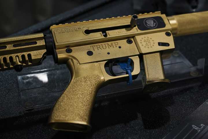 It's my machine gun, and I want it now
