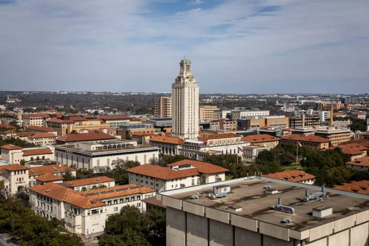 UT Austin professor dismissed from administrative duties for ‘ideological differences’