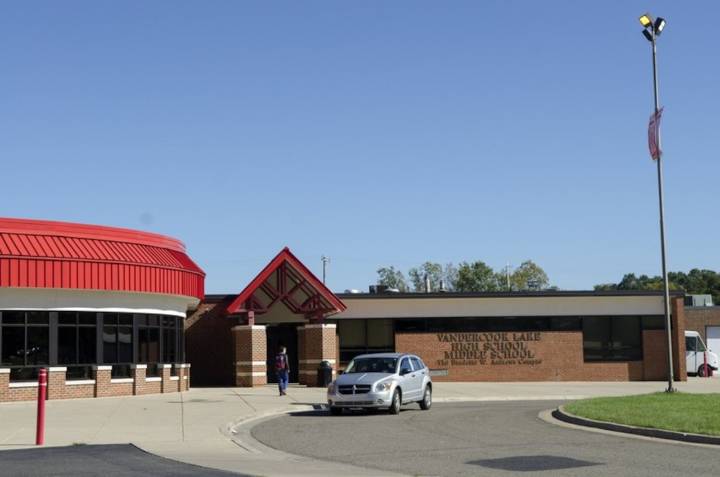 Vandercook Lake schools still have lead waterlines from 1961. Bond vote aims to change that