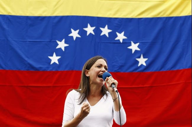 Dirigentes y voceros del mundo celebran el galardón otorgado a Machado  