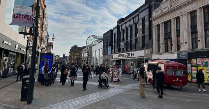 Leeds high street at risk as more shops predicted to close