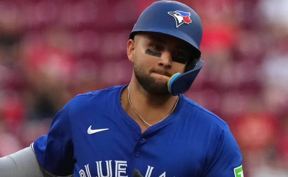 Why is Bo Bichette not playing today for Blue Jays in Game 1 ALDS vs Yankees?
