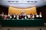 Diputados de Morena rinden homenaje a Sonora Santanera por su 70 aniversario