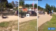 Amarran y arrastran en un auto a hombre acusado de robo durante detención ciudadana en Laguna Verde