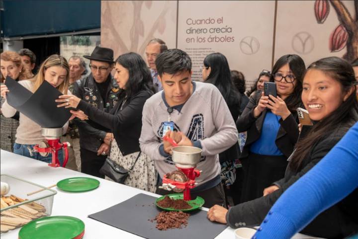 Universum se pone sabroso con exposición sobre la ciencia del chocolate