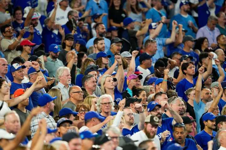 World Series tickets to watch Blue Jays in Toronto selling for unbelievable prices