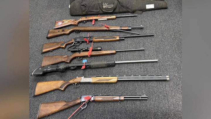 Sovereign citizens 'not above the law' as guns seized by WA Police