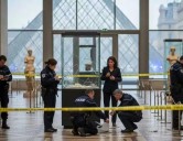 Millonario robo en el museo del Louvre en París: se llevaron ocho joyas de la colección de Napoleón