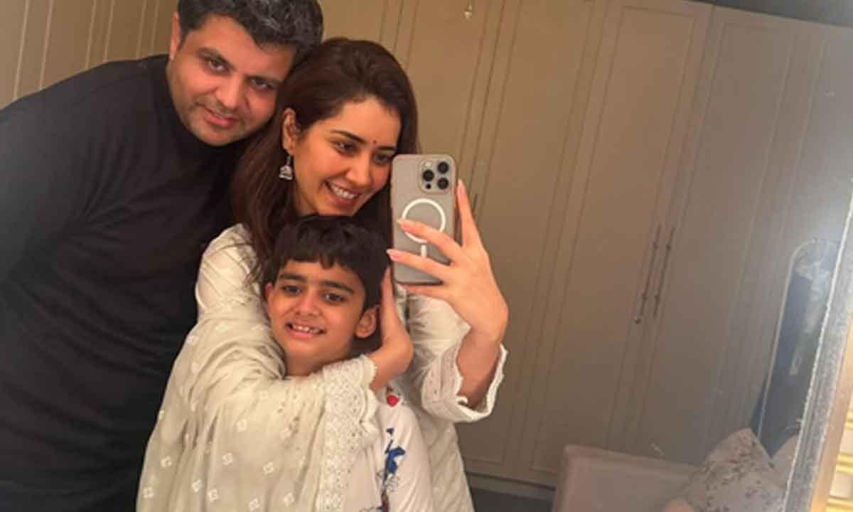 Raashii Khanna spends time with her loved ones: 'life quietly reminds you what truly matters'