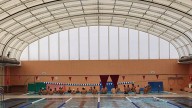 La Zubia aspira a ahorrar más de 50.000 euros al año con placas solares en la cubierta de la piscina municipal