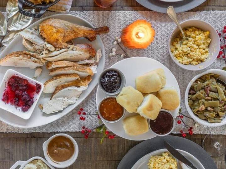 Loveless Cafe Thanksgiving Meal Packs Now Available