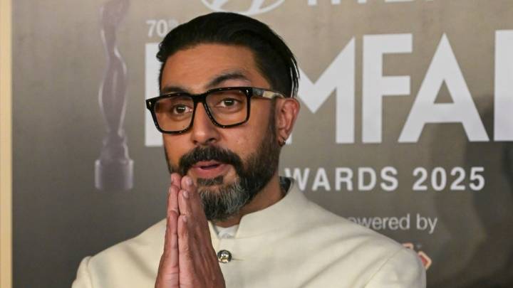 Abhishek Bachchan's mic-drop response to claim about buying Filmfare award
