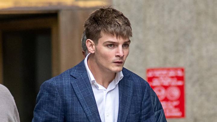 Oyster Bay man admits at trial to fatal stabbing but says it was in self