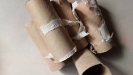 Reciclaje: guardá los tubos de papel higiénico y transformalos en un hermoso árbol de Navidad en miniatura
