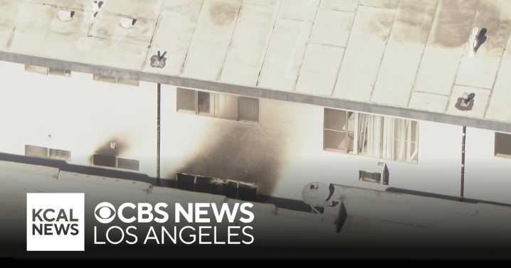 1 killed in apartment fire near USC