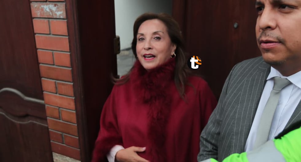 Dina Boluarte reaparece en su casa: “Estoy tranquila con mi conciencia. No está en mi pensamiento dejar el país” Dina Boluarte afirmó que está en su vivienda desde la madrugada y reafirmó ser inocente