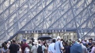 Louvre museum in Paris evacuated, closed after jewellery theft