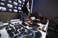 PDI incauta aparatos para clonar llaves de vehículos y más de 150 celulares tras allanamiento en Puente Alto