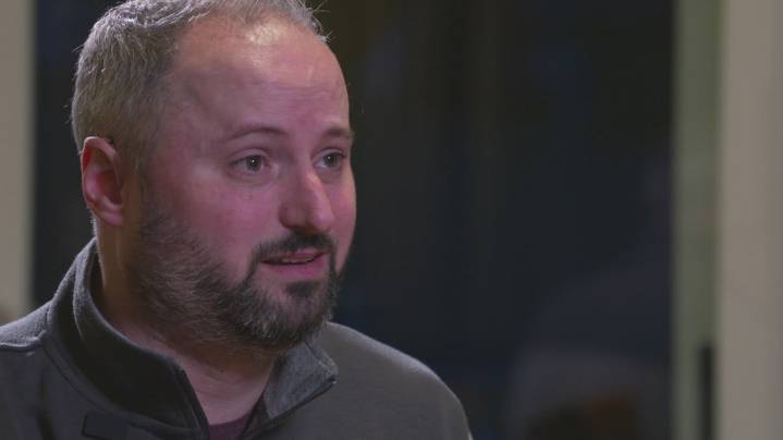 Pierce County man 'humiliated' by Alaska Airlines flight attendant over use of hearing aids