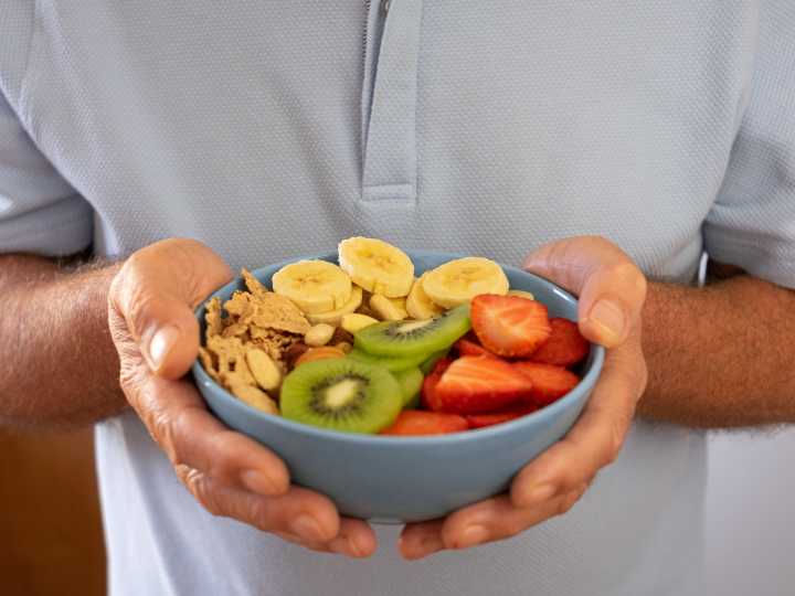 Aumentar la variedad de alimentos en la dieta puede alargar la vida, según un estudio