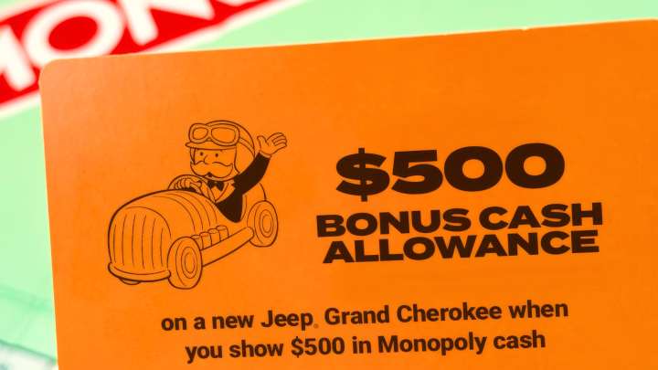 Jeep lets you trade Monopoly money for $500 off 2025 Grand Cherokee