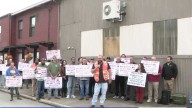 Iron workers continue to rally for a fair contract