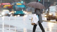 Feriado de Halloween traería lluvias a Santiago: ¿A qué hora podría haber precipitaciones este viernes?