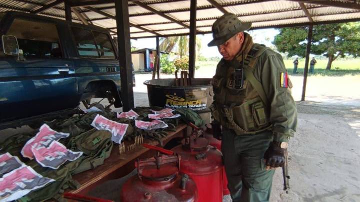 Fuerza Armada venezolana anunció la destrucción de dos campamentos del ELN, en medio de tensiones en el Caribe