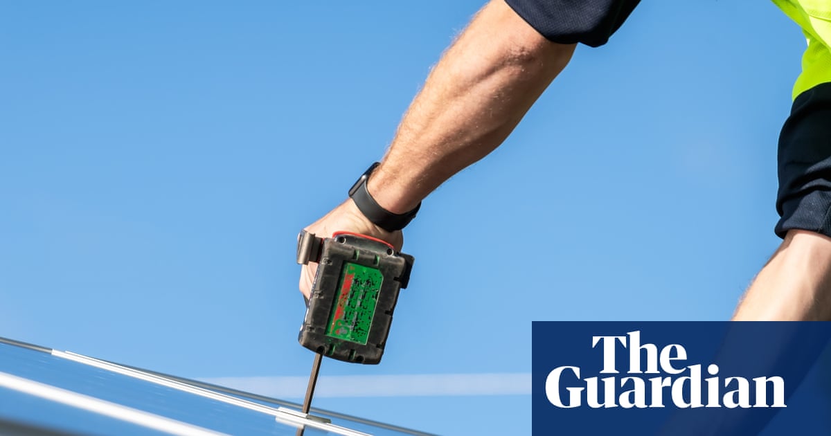 Australia’s household energy bills will halve by 2050, modelling suggests