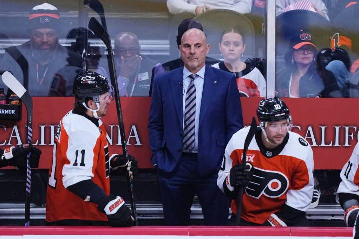 Flyers Notebook: Against former employer Penguins, Rick Tocchet feels rivalry
