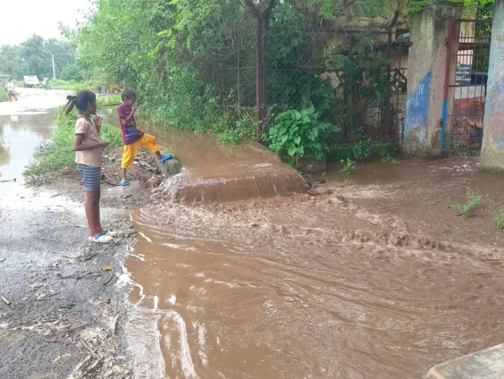 Cyclone Montha causes heavy rainfall in Odisha's Gajapati, road communication hit
