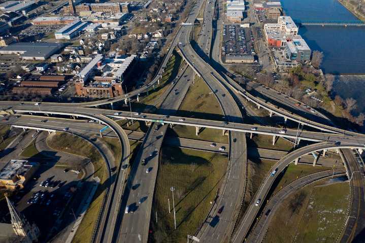 Why the commute to downtown Grand Rapids should get easier this week