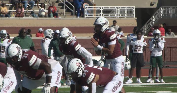 Handley throws for 2 TDs, Edwards runs for 2 and Alabama A&M beats Mississippi Valley State 45