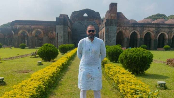 TMC's Yusuf Pathan Visits Adina Mosque In Bengal, BJP Says It Is 'Adinath Temple'