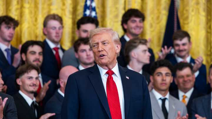 Trump amenaza con 'erradicar' a Hamás si incumple acuerdo de tregua antes de la visita de JD Vance a Israel