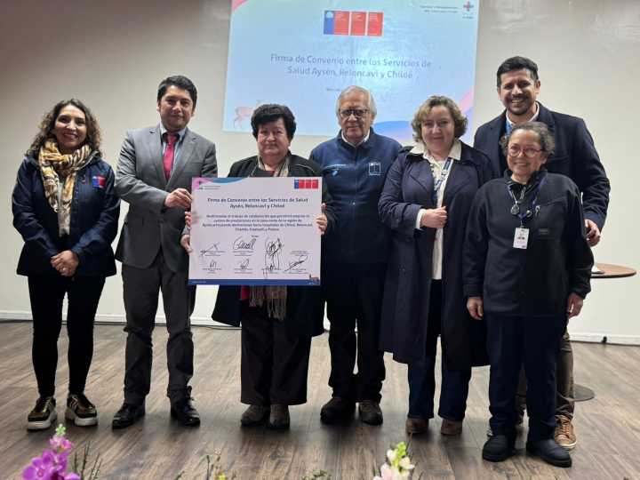 Se firma convenio para que pacientes de la zona norte de Aysén se atiendan en Chiloé y Provincia de Palena