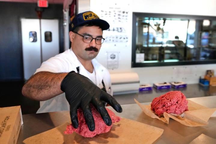 Ganaderos estadounidenses critican plan de Trump para importar carne argentina: “Los precios no bajarán”