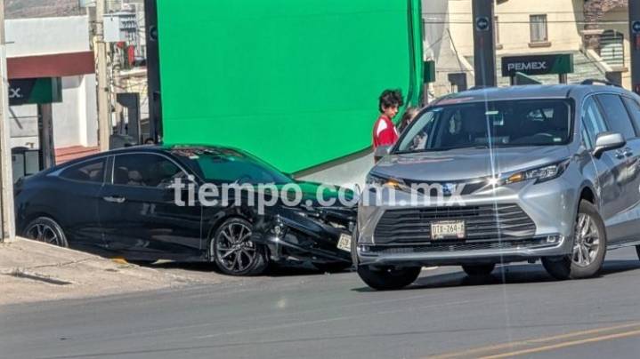 Sale de la Promesa de Dios y choca en la Politécnico Nacional