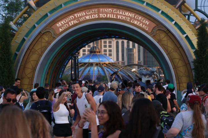 Comcast: Epic Universe gives boost to quarterly revenue report