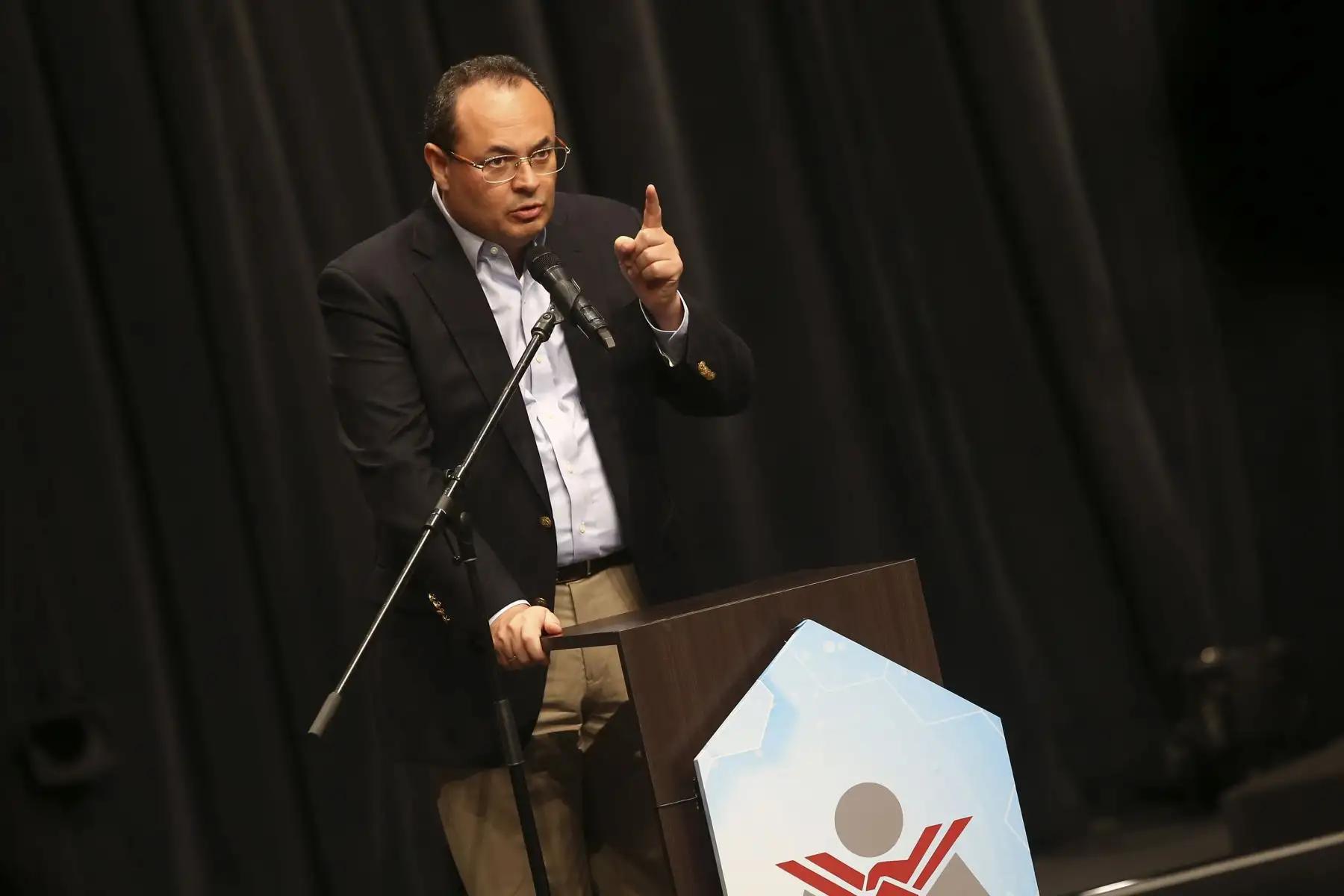 Luis Carranza: economía peruana tiene perspectivas bastante estables