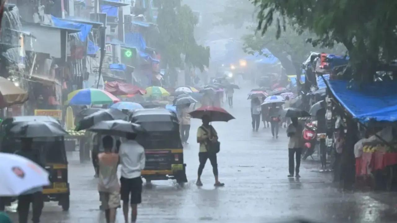 IMD issues yellow weather alerts across several districts in Maharashtra